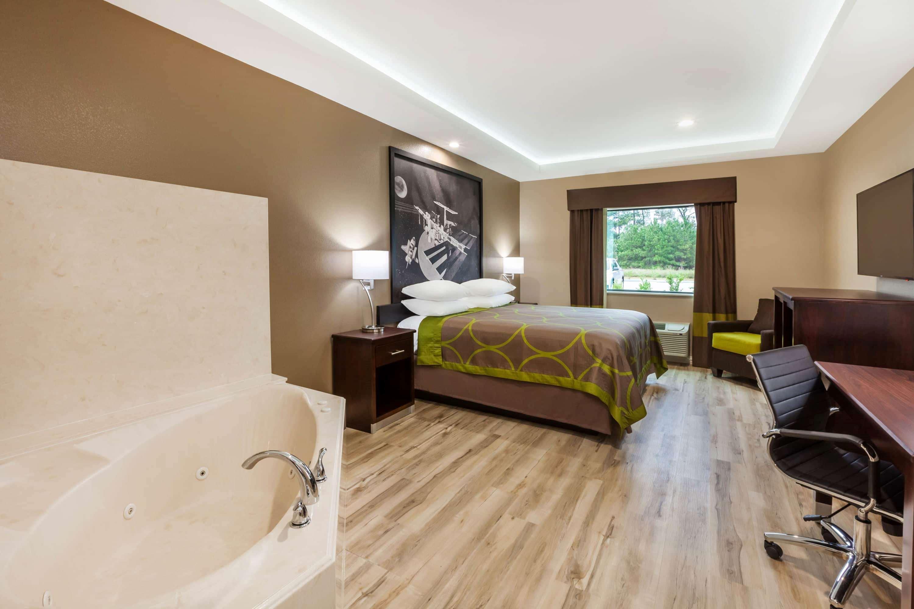 Super 8 By Wyndham Kingwood Houston North Hotell Porter Exteriör bild