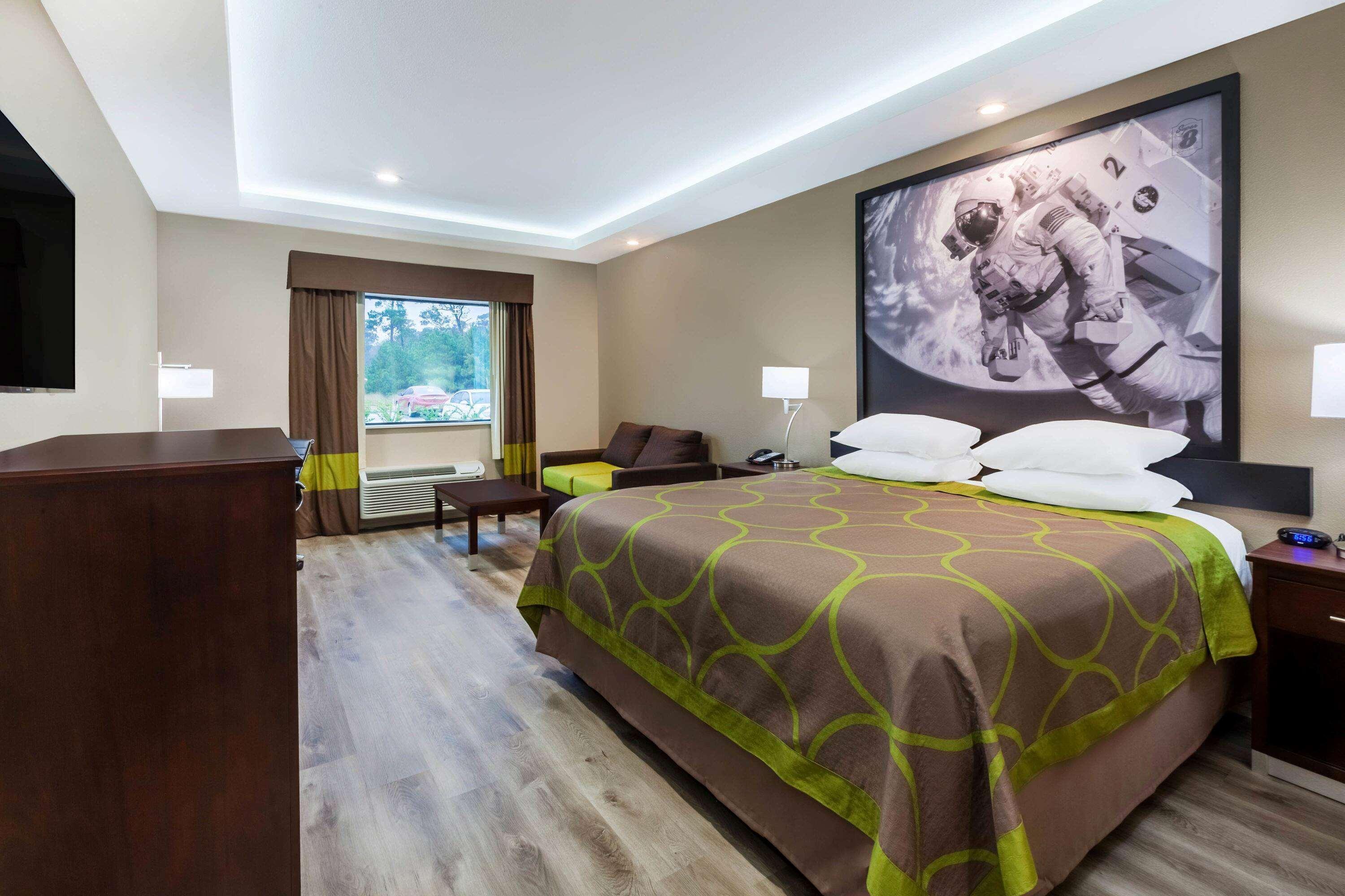 Super 8 By Wyndham Kingwood Houston North Hotell Porter Exteriör bild