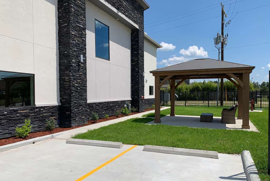 Super 8 By Wyndham Kingwood Houston North Hotell Porter Exteriör bild